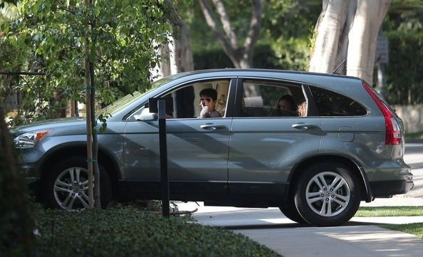   Bilde av Halle Berry Honda CRV - bil